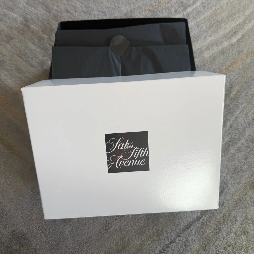 Saks Fifth Avenue Elegant White Gift Box with ribbon new